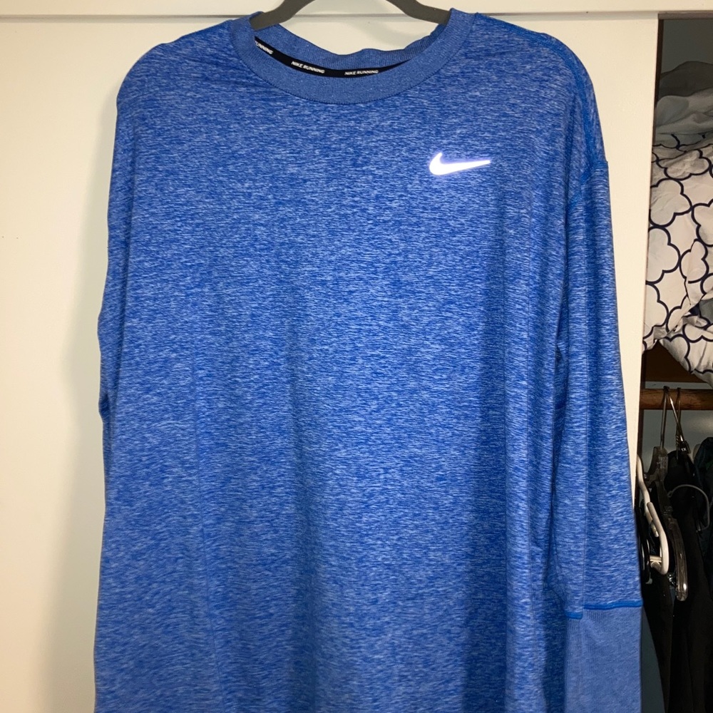 Nike Running Plus Size Long Sleeve